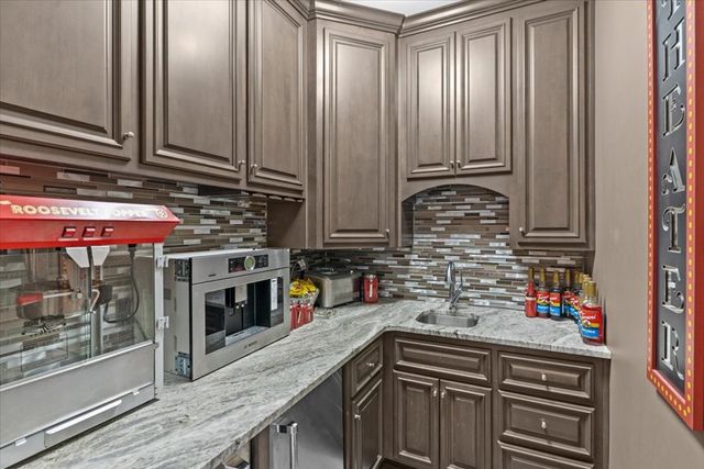 200 Asphodel Drive, Dothan, AL 36303