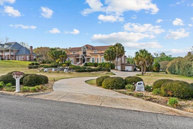 200 Asphodel Drive, Dothan, AL 36303