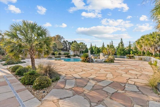 200 Asphodel Drive, Dothan, AL 36303