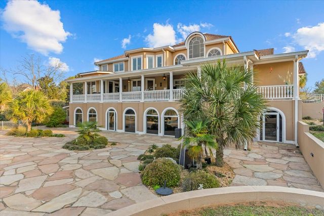 200 Asphodel Drive, Dothan, AL 36303