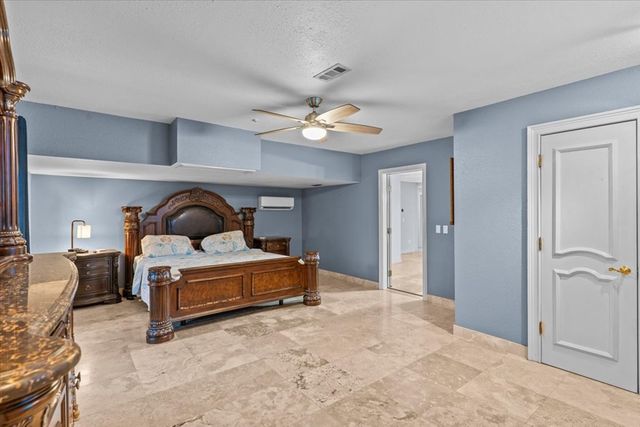 200 Asphodel Drive, Dothan, AL 36303