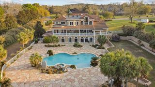 200 Asphodel Drive, Dothan, AL 36303