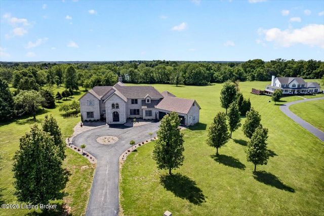 451 Todd Dr, Simpsonville, KY 40067