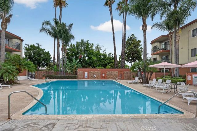 400 N Acacia Avenue B17, Fullerton, CA 92831