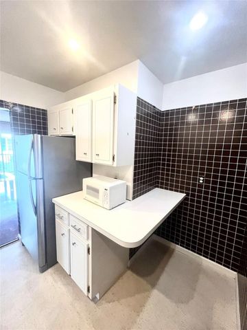 2211 NE 67th Street 1128, Fort Lauderdale, FL 33308