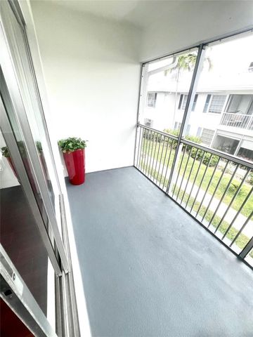 2211 NE 67th Street 1128, Fort Lauderdale, FL 33308