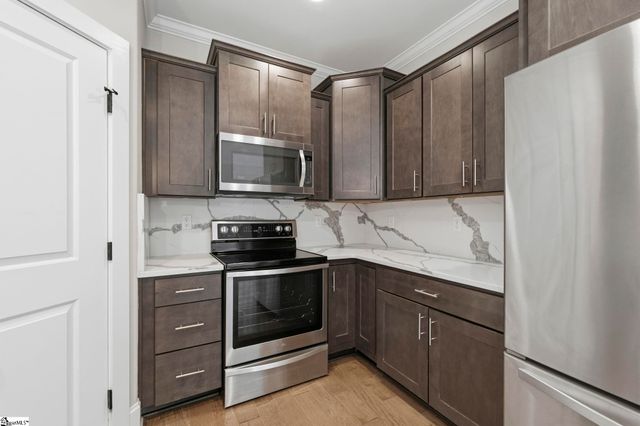 306 Elyan Court, Taylors, SC 29687