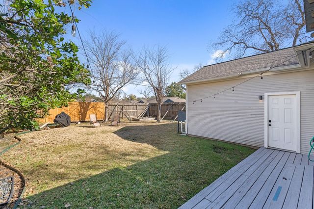 943 Pecore Street, Houston, TX 77009