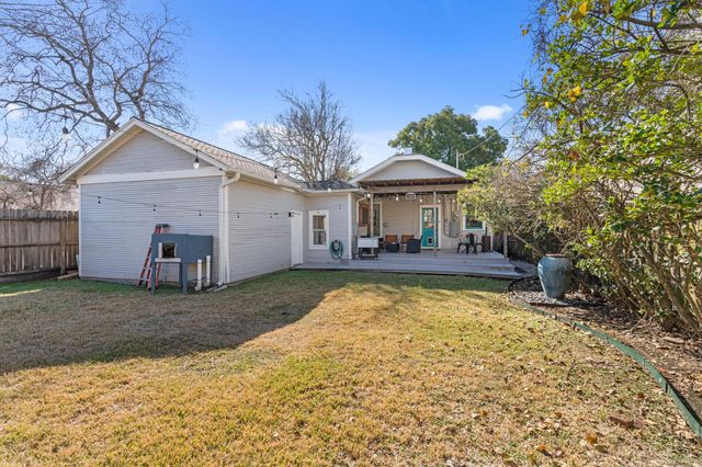 943 Pecore Street, Houston, TX 77009