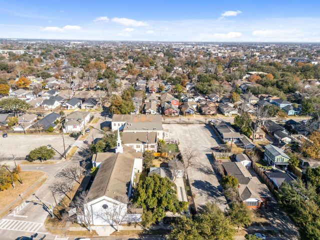 943 Pecore Street, Houston, TX 77009