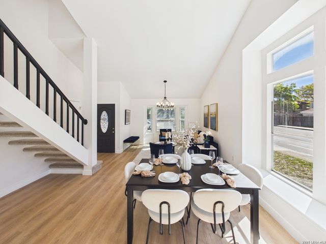 6727 Mary Todd, San Antonio, TX 78240