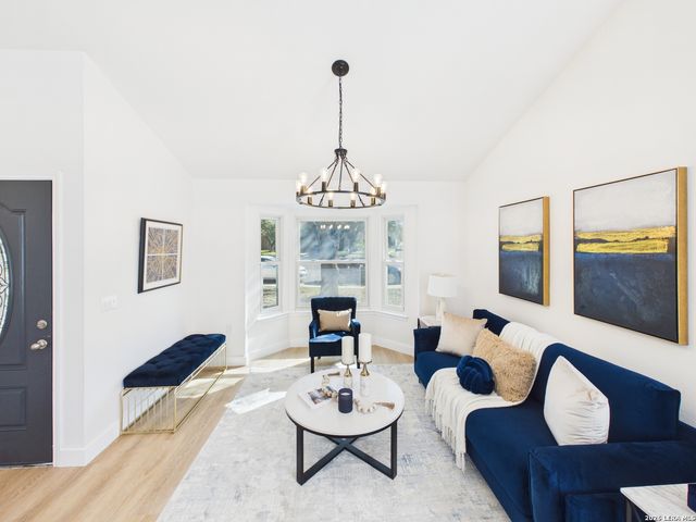 6727 Mary Todd, San Antonio, TX 78240