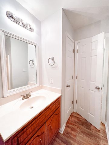 116 Ballygar St Apt H, Clarksville, TN 37043