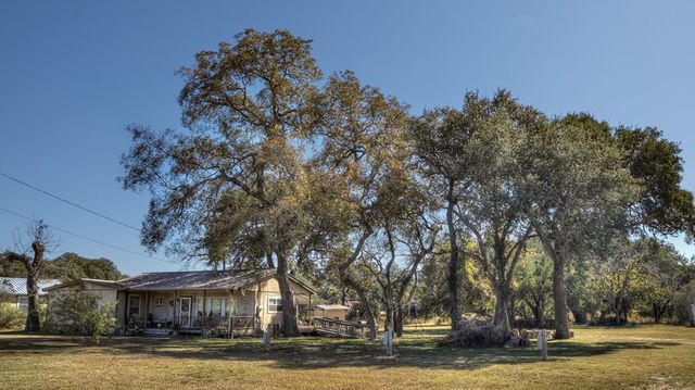 218 Trickling Creek, Leakey, TX 78873