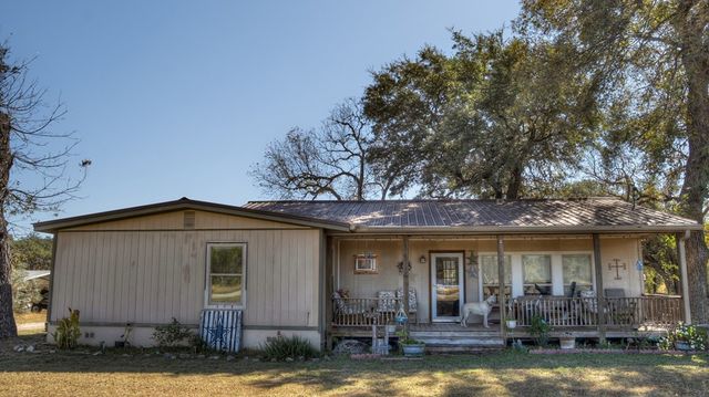 218 Trickling Creek, Leakey, TX 78873