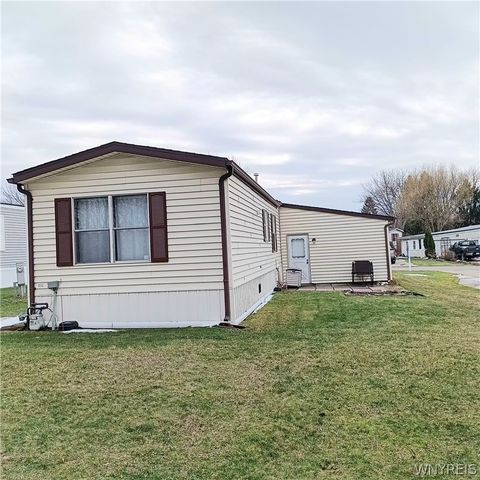 32 Brookridge Drive, Hamburg, NY 14075