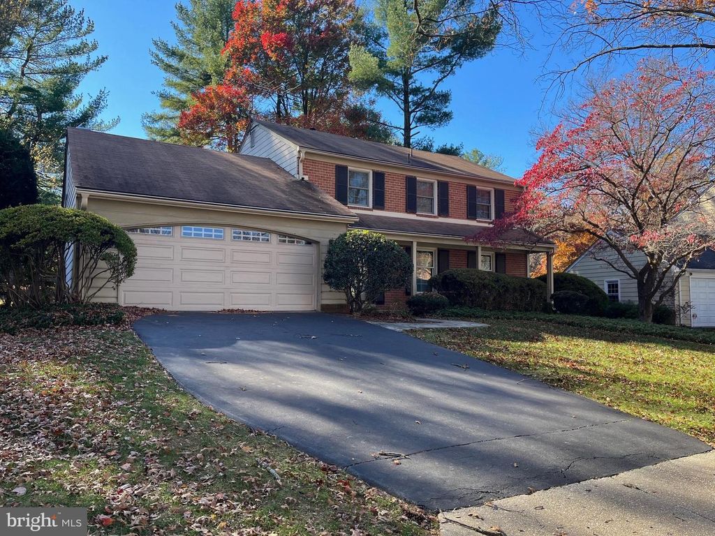 23 OLD CREEK CT, Potomac, MD 20854