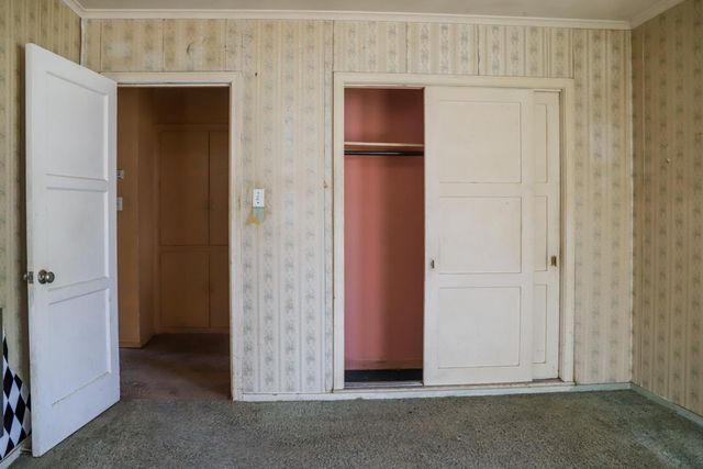 2033 Mayfair Drive E, Fresno, CA 93703