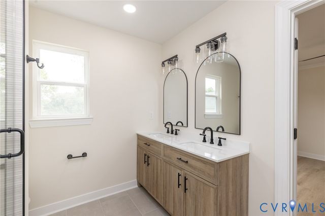 723 Harding St, Petersburg, VA 23803
