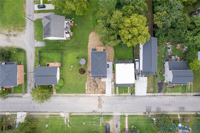 723 Harding St, Petersburg, VA 23803