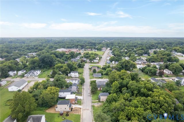 723 Harding St, Petersburg, VA 23803