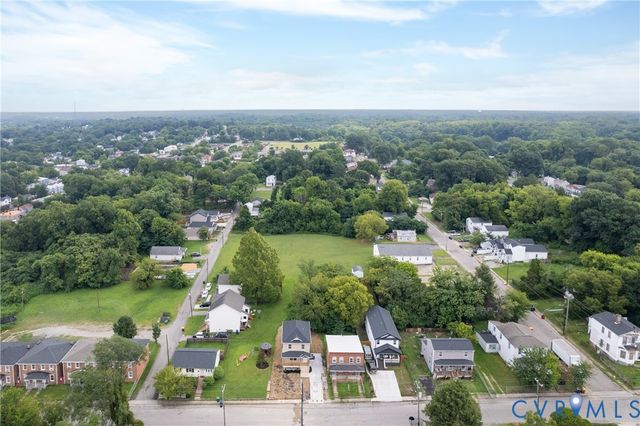723 Harding St, Petersburg, VA 23803