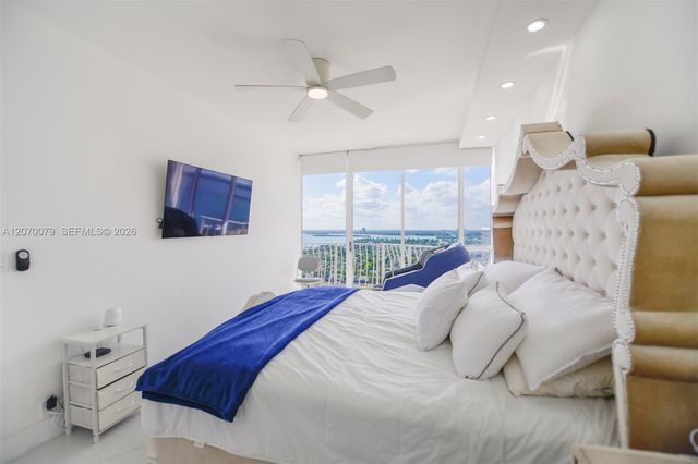 7601 E Treasure Drive PH103, North Bay Village, FL 33141