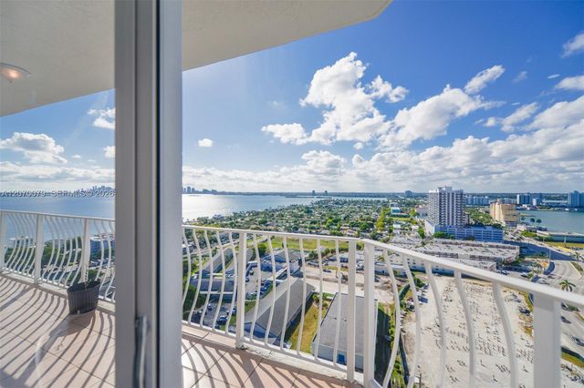 7601 E Treasure Drive PH103, North Bay Village, FL 33141