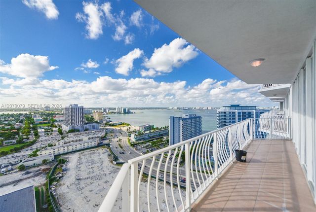 7601 E Treasure Drive PH103, North Bay Village, FL 33141