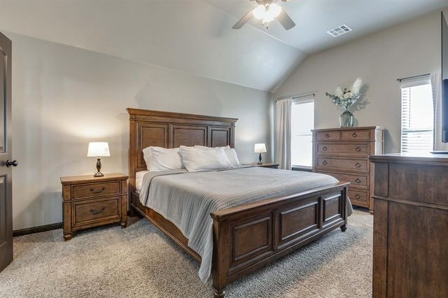 1731 W Zachary Way, Mustang, OK 73064
