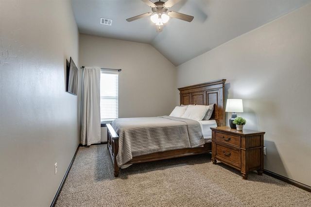 1731 W Zachary Way, Mustang, OK 73064