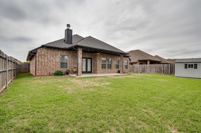 1731 W Zachary Way, Mustang, OK 73064