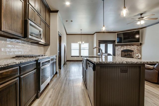 1731 W Zachary Way, Mustang, OK 73064