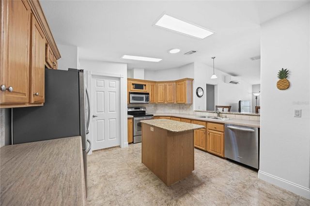 18 EMDEN CIRCLE, Punta Gorda, FL 33950