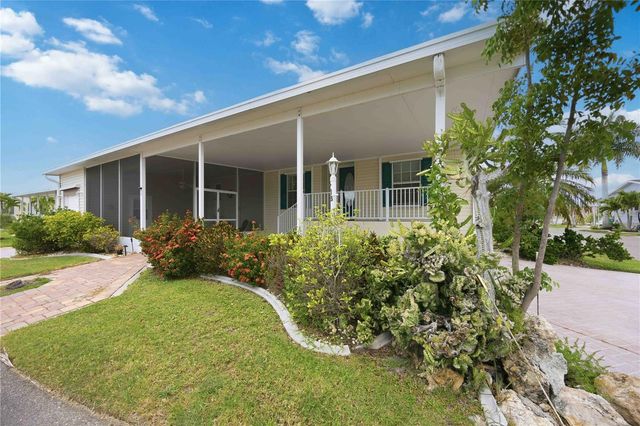 18 EMDEN CIRCLE, Punta Gorda, FL 33950