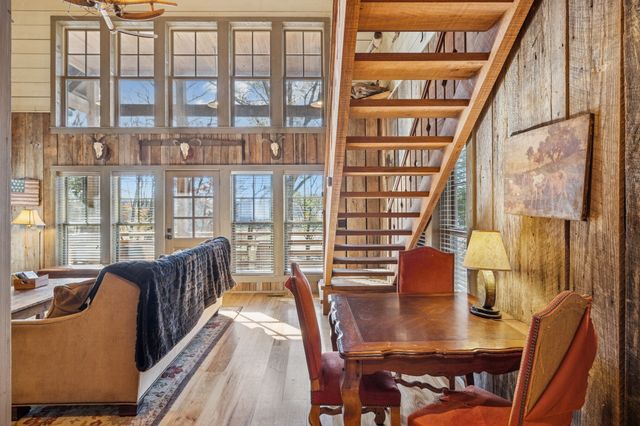 935 Leatherwood Creek Rd S, Pulaski, TN 38478