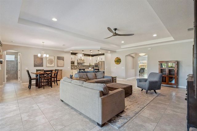 220 LEMONLEAF LANE, Oviedo, FL 32765