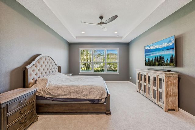 220 LEMONLEAF LANE, Oviedo, FL 32765