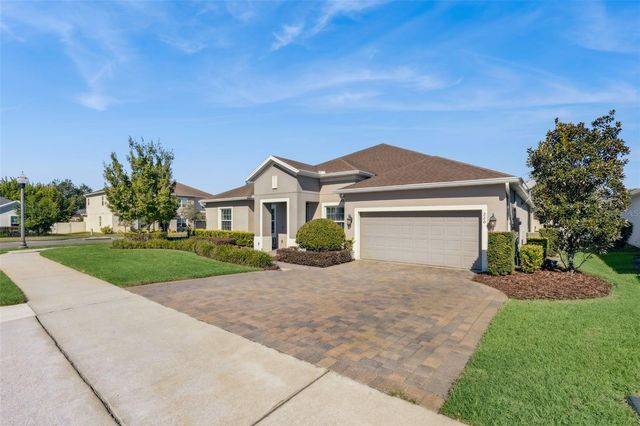 220 LEMONLEAF LANE, Oviedo, FL 32765