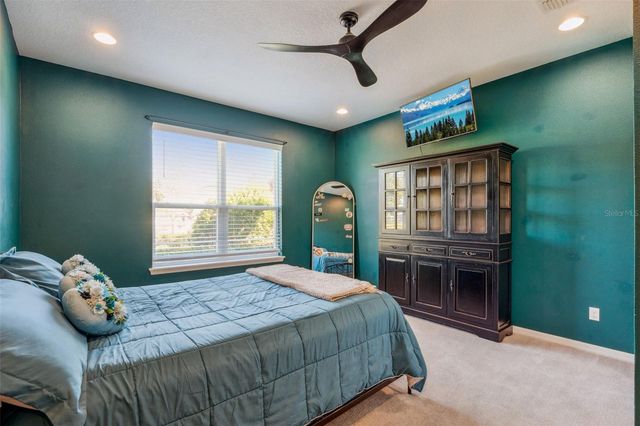 220 LEMONLEAF LANE, Oviedo, FL 32765