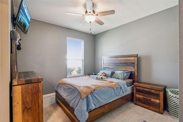 220 LEMONLEAF LANE, Oviedo, FL 32765