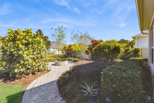 220 LEMONLEAF LANE, Oviedo, FL 32765