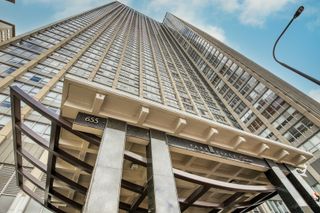 655 W Irving Park Road 1301, Chicago, IL 60613