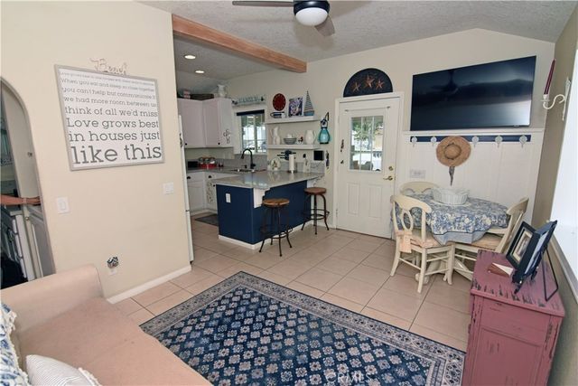 11620 Ridgemark Road, Apple Valley, CA 92308