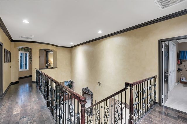 29345 Hacienda Ranch Court, Valencia, CA 91354