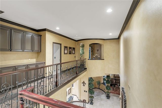 29345 Hacienda Ranch Court, Valencia, CA 91354