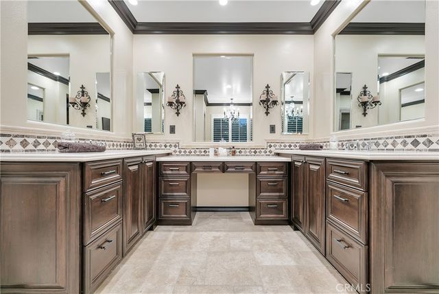 29345 Hacienda Ranch Court, Valencia, CA 91354