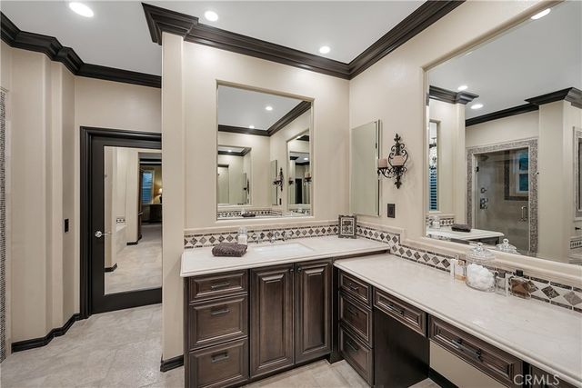 29345 Hacienda Ranch Court, Valencia, CA 91354