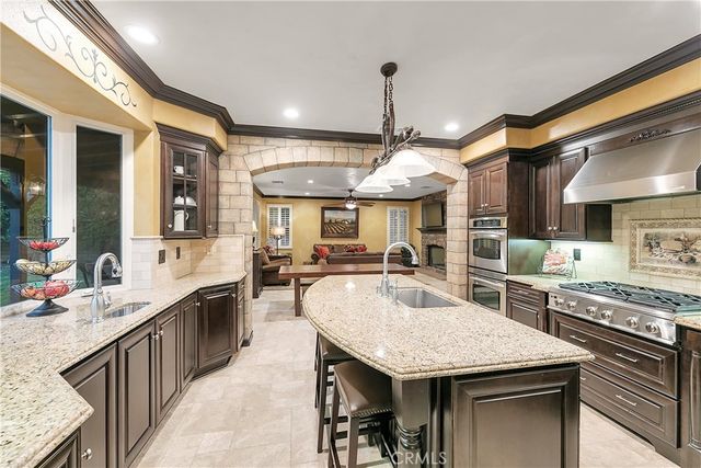 29345 Hacienda Ranch Court, Valencia, CA 91354