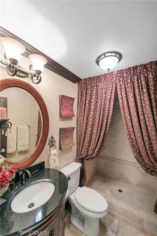 Image 21 of property listing at 29345 Hacienda Ranch Court, Valencia, CA 91354